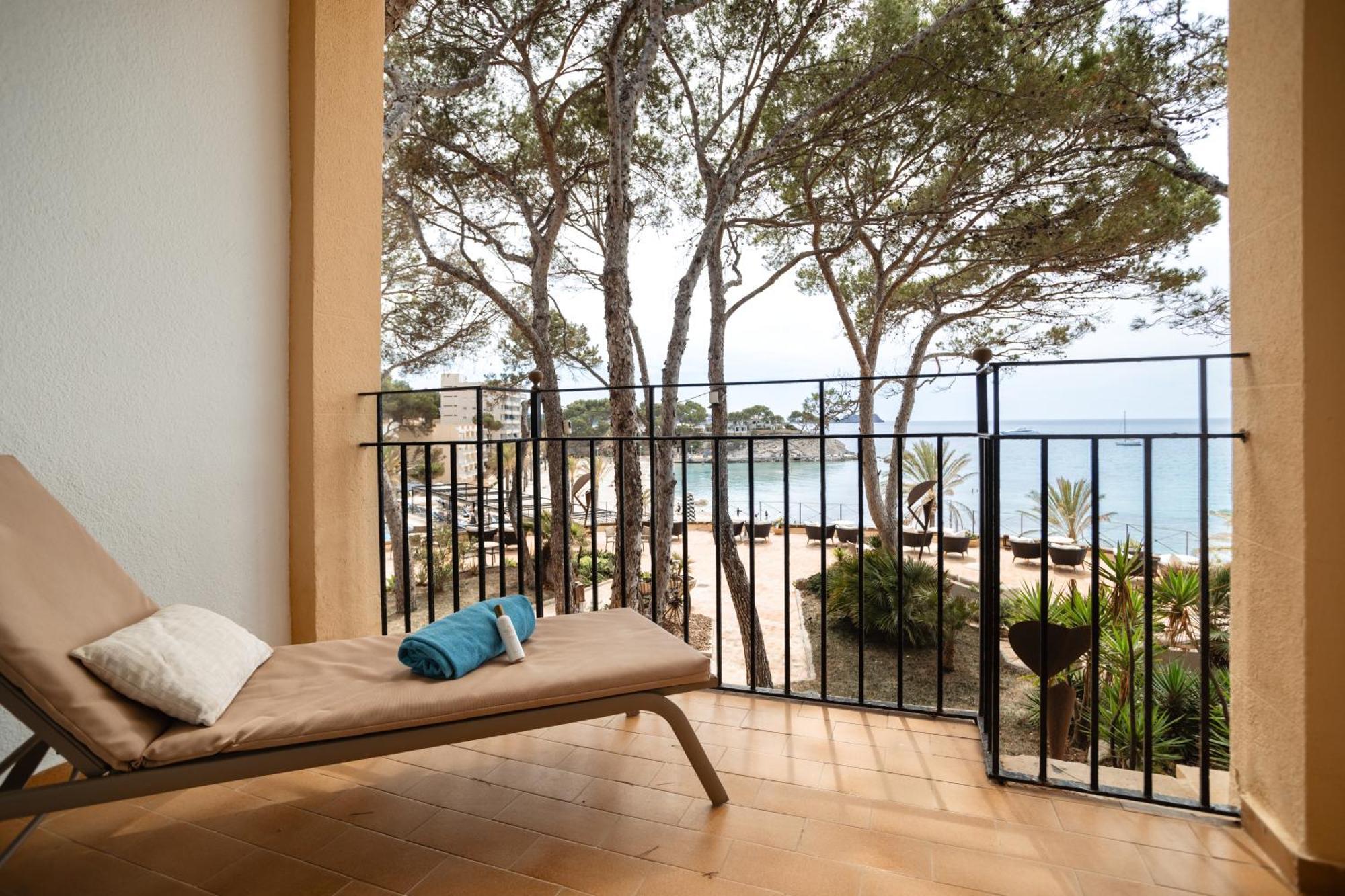 Secrets Mallorca Villamil Resort & Spa - Adults Only Пагера Екстериор снимка A room at the hotel