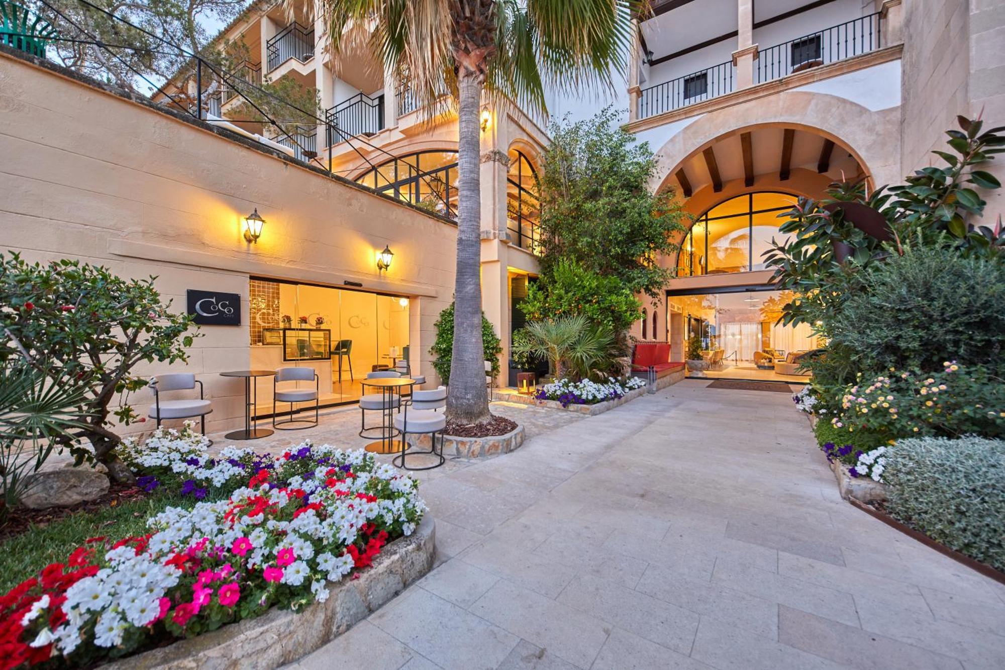Secrets Mallorca Villamil Resort & Spa - Adults Only Пагера Екстериор снимка The Village